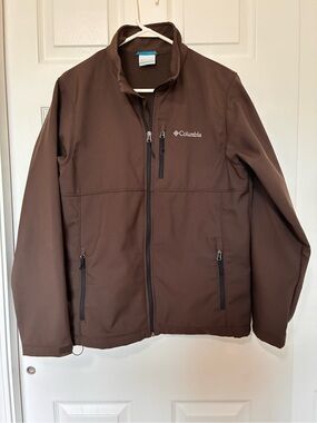 Columbia Softshell Full Zip Jacket Brown men’s Size Medium
